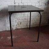 Metal table