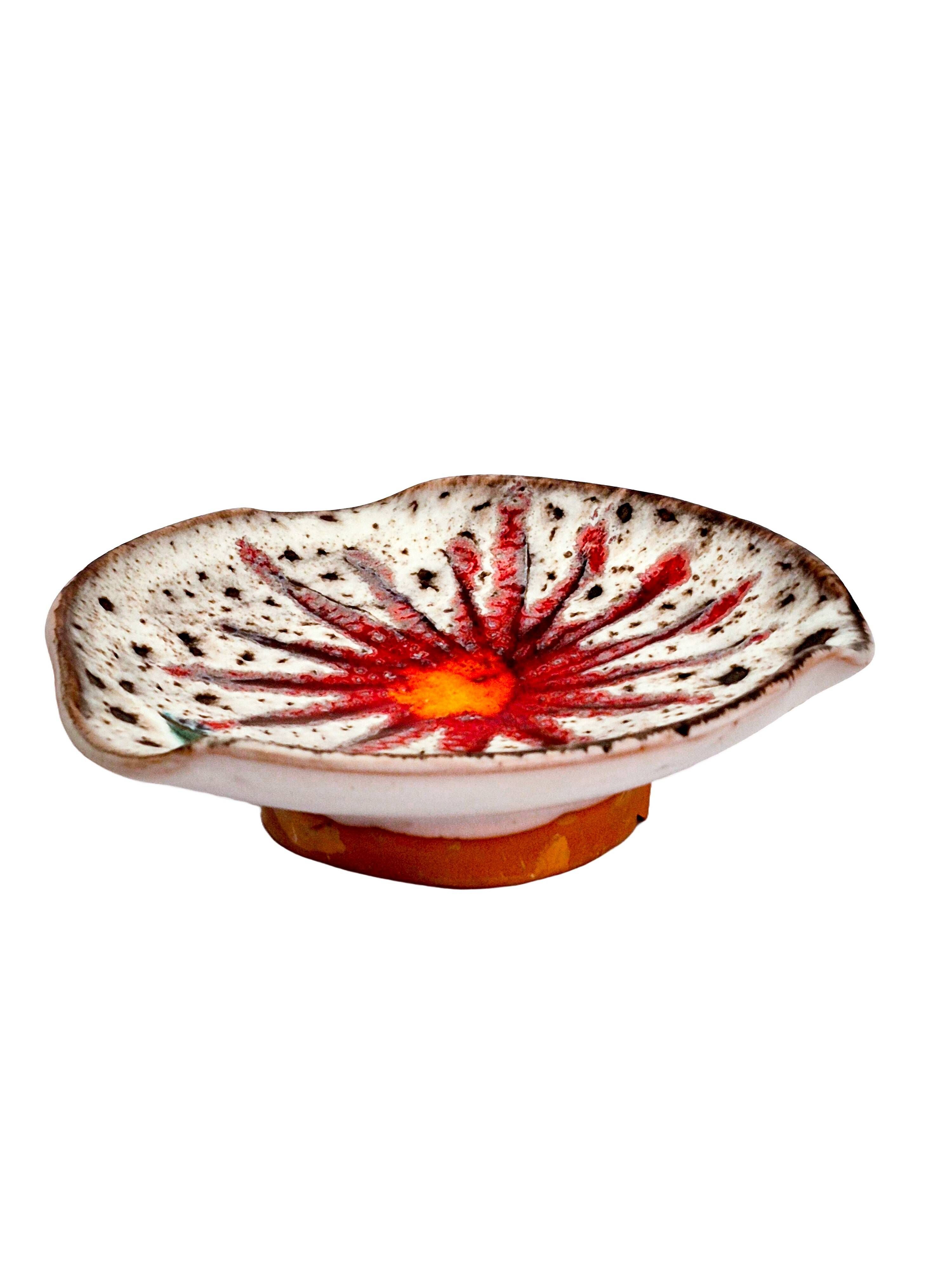 Vintage ceramic catchall dish from Vallauris, 1960s, floral.