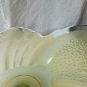 Frosted glass fruit bowl, contemporary piece from the 20th century.