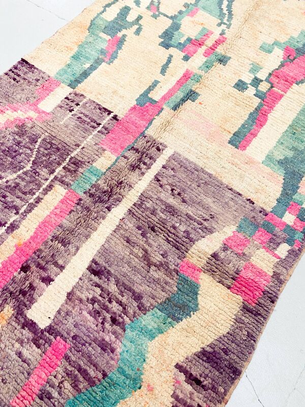 Tapis berbère marocain Boujaad à motifs colorés 2,61x1,57m