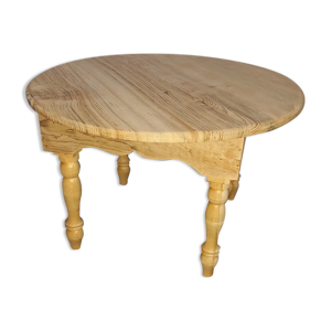 table en bois de cèdre