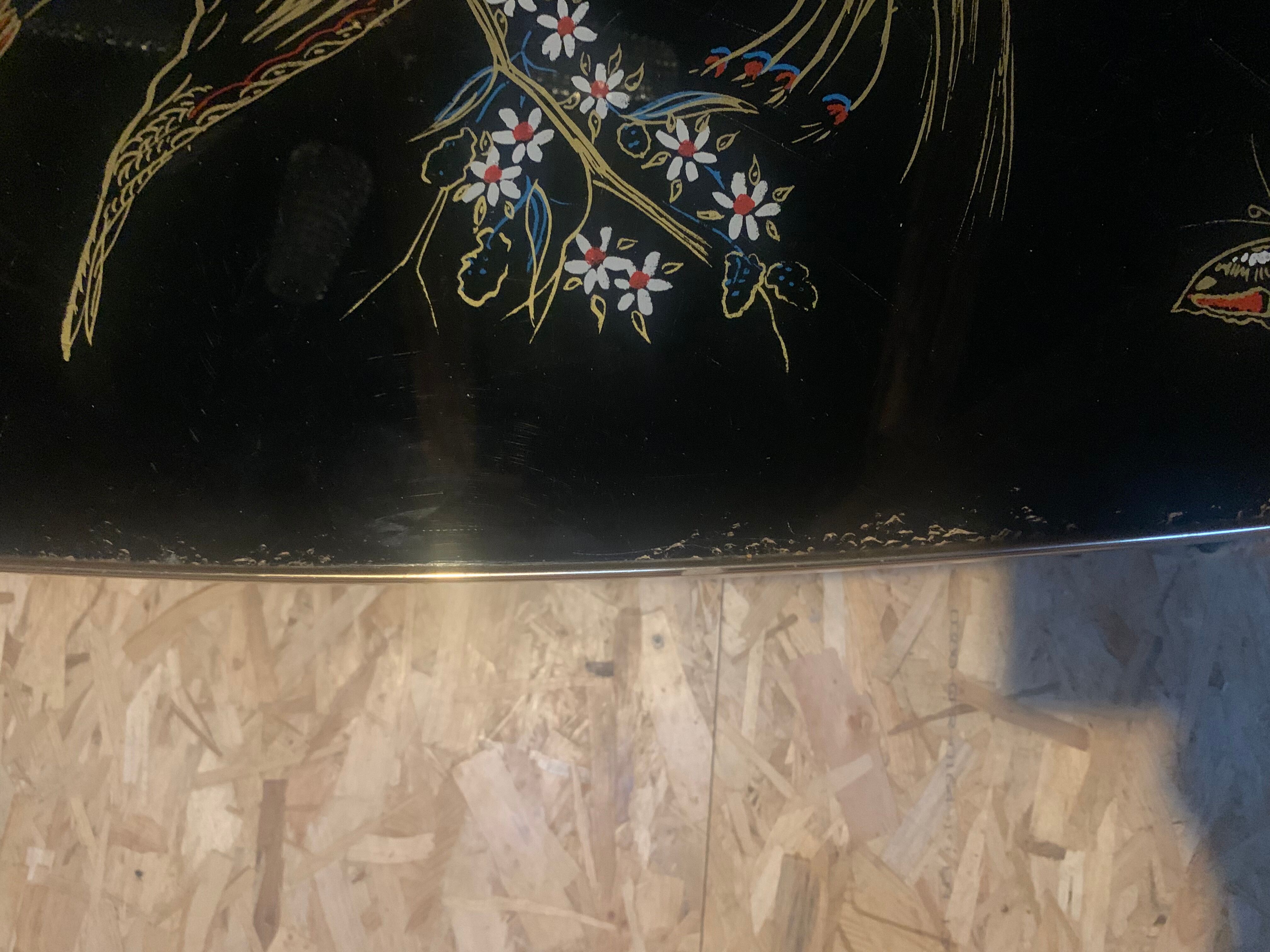 Coffee table compass legs