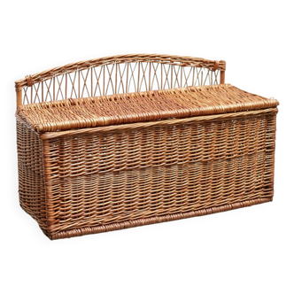 Vintage rattan bench trunk