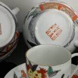 Set of 6 porcelain cups, 6 saucers, teapot and milk jug