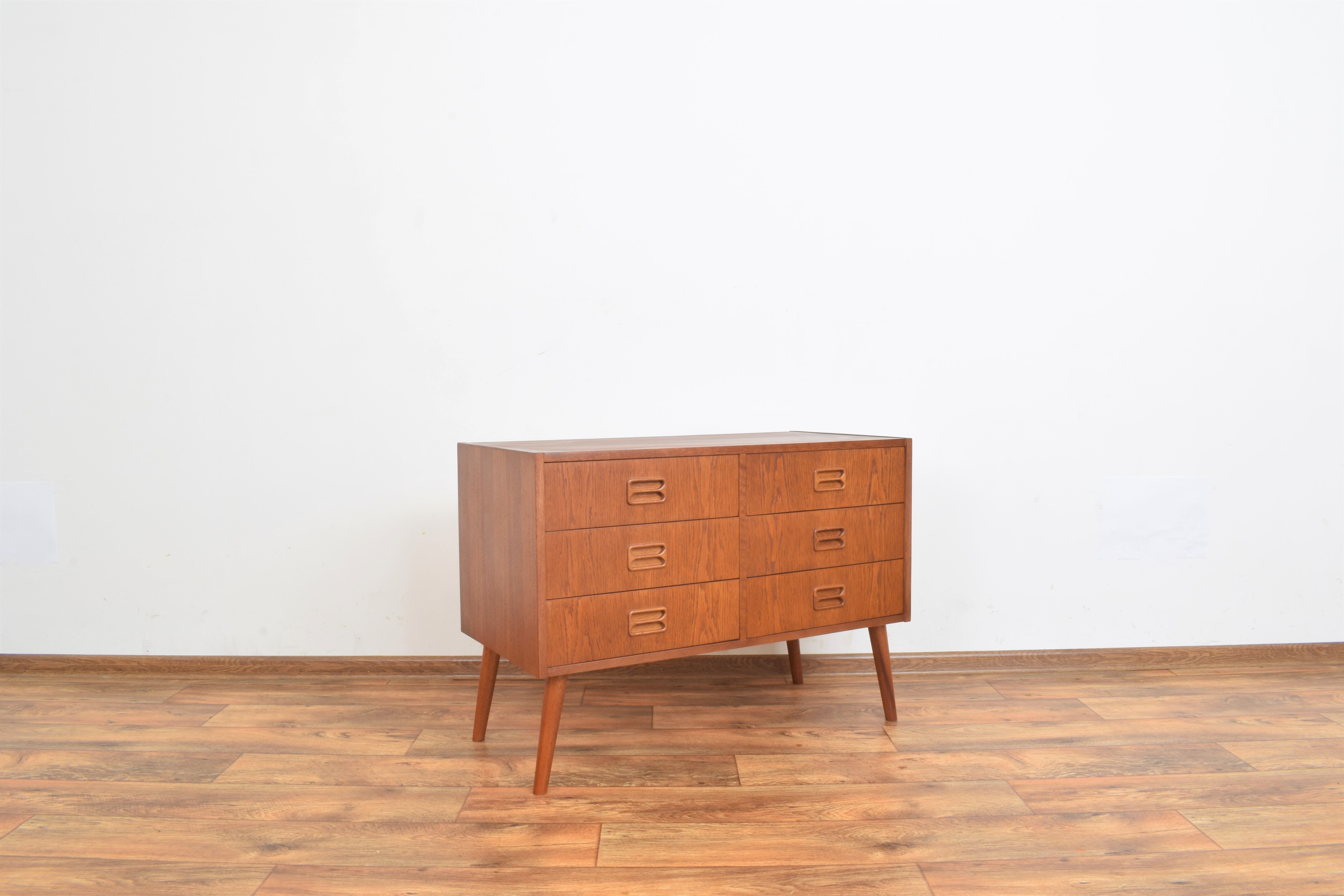 Danish oak chest of drawers