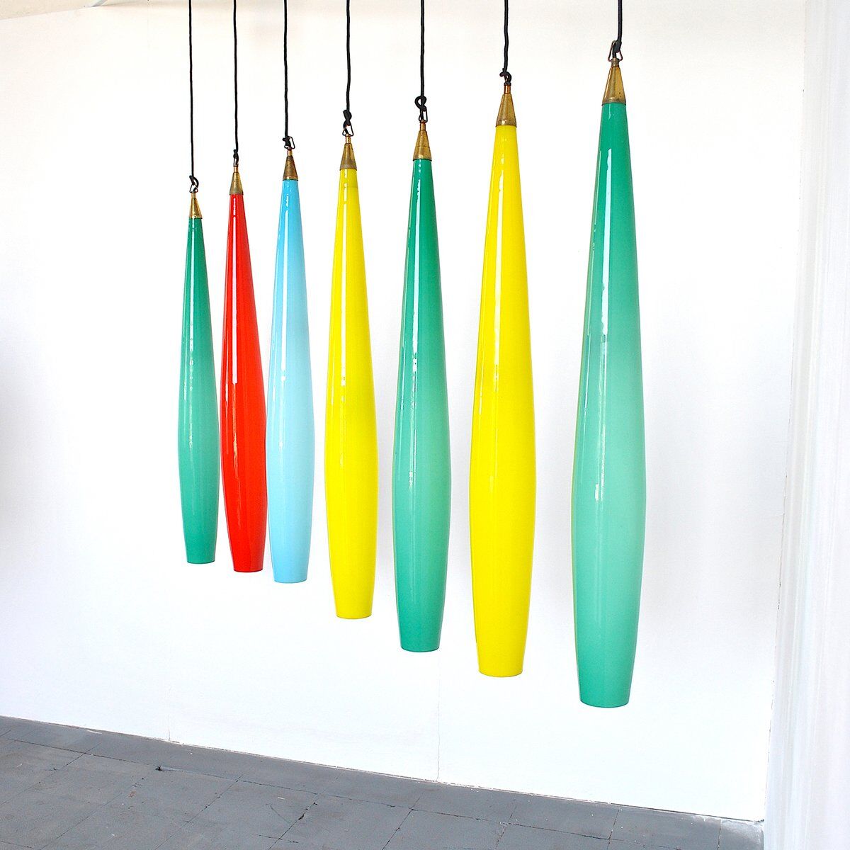 Suspended Murano glass lamp layered by Alessandro Pianon, 1960s.