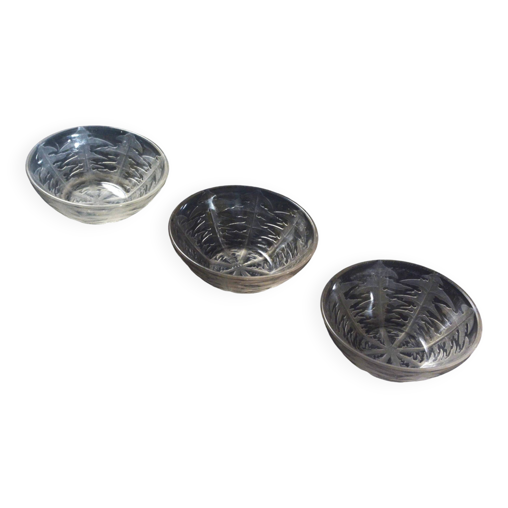 Suite of 3 crystal thistle cups - René Lalique.