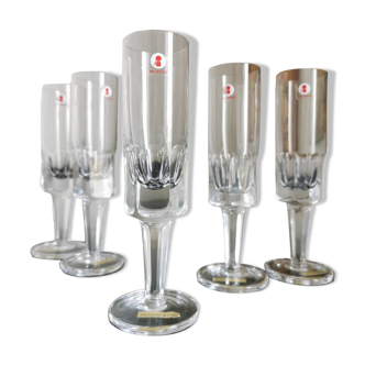 Lot 6 new champagne flutes
