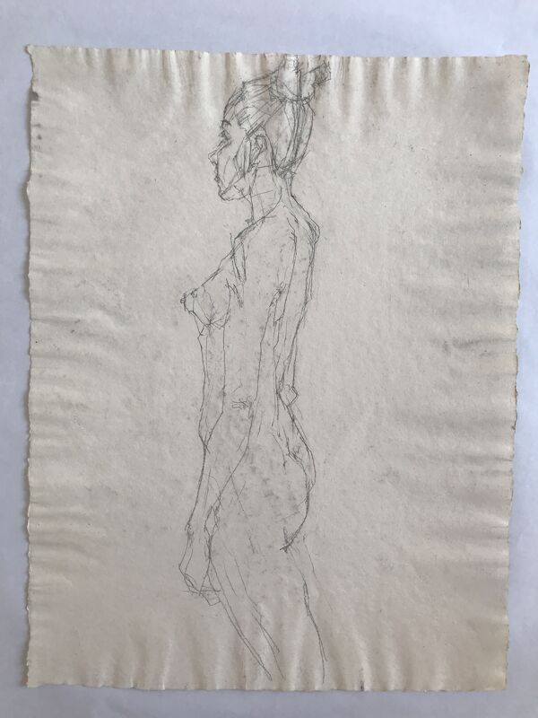 Croquis au crayon sur papier de robert haisley, figure contemporaine debout (étude de profil)