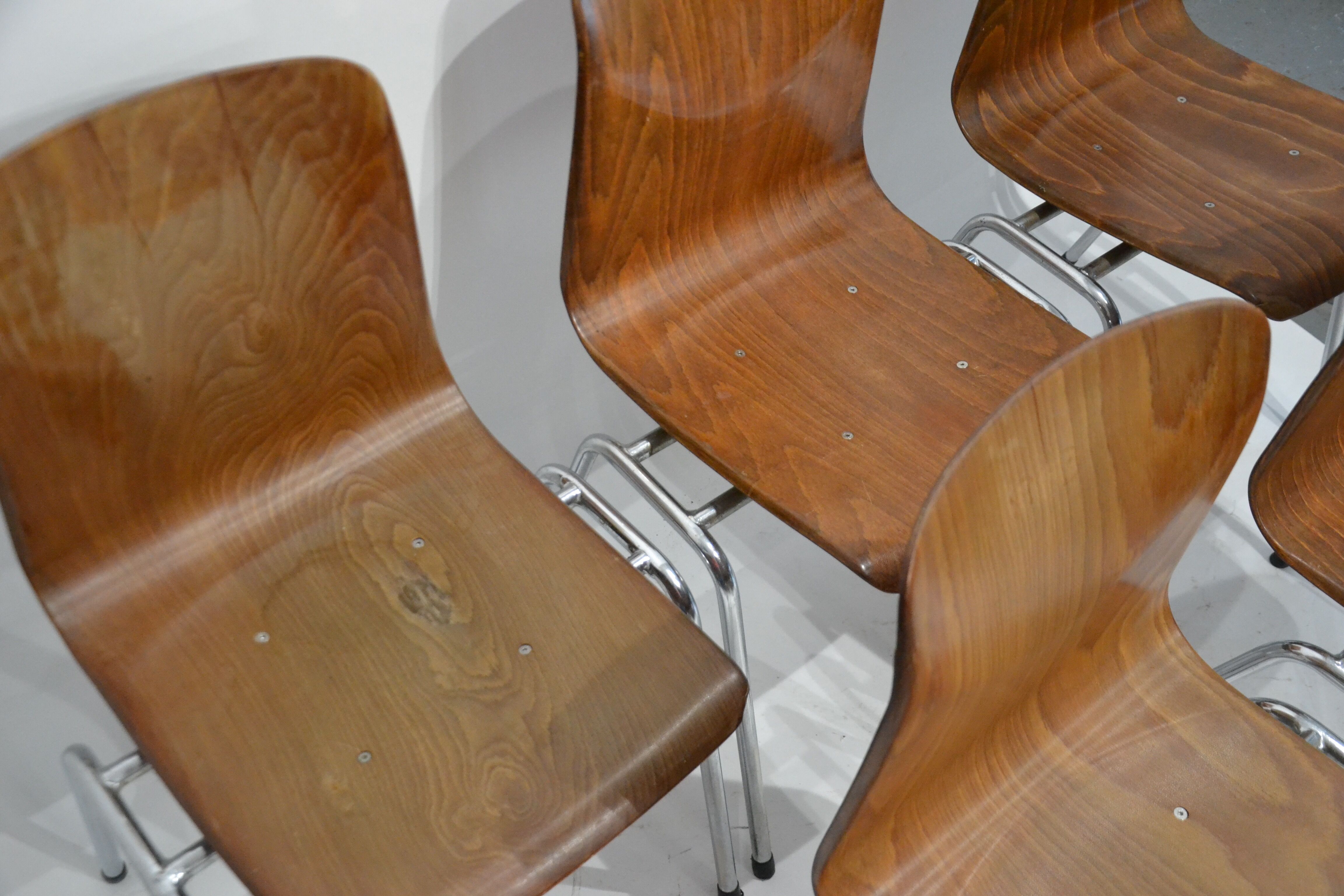 Stackable pagholz chair