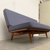 Mid-century minimalist teak canapé by Orla Mølgaard Nielsen for France & Søn / France & Daverkosen.