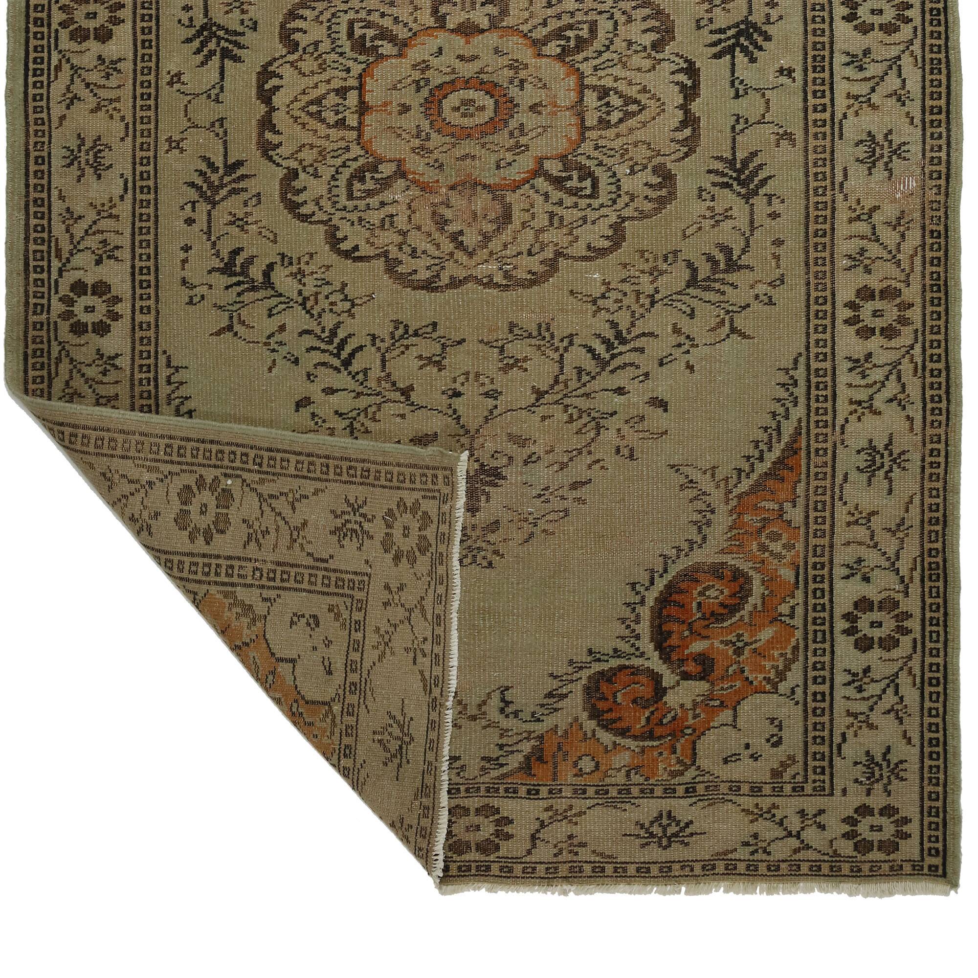 Tapis Oushak Ancien – Motifs Floraux, 174 x 274 cm