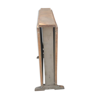 "Very" folding table