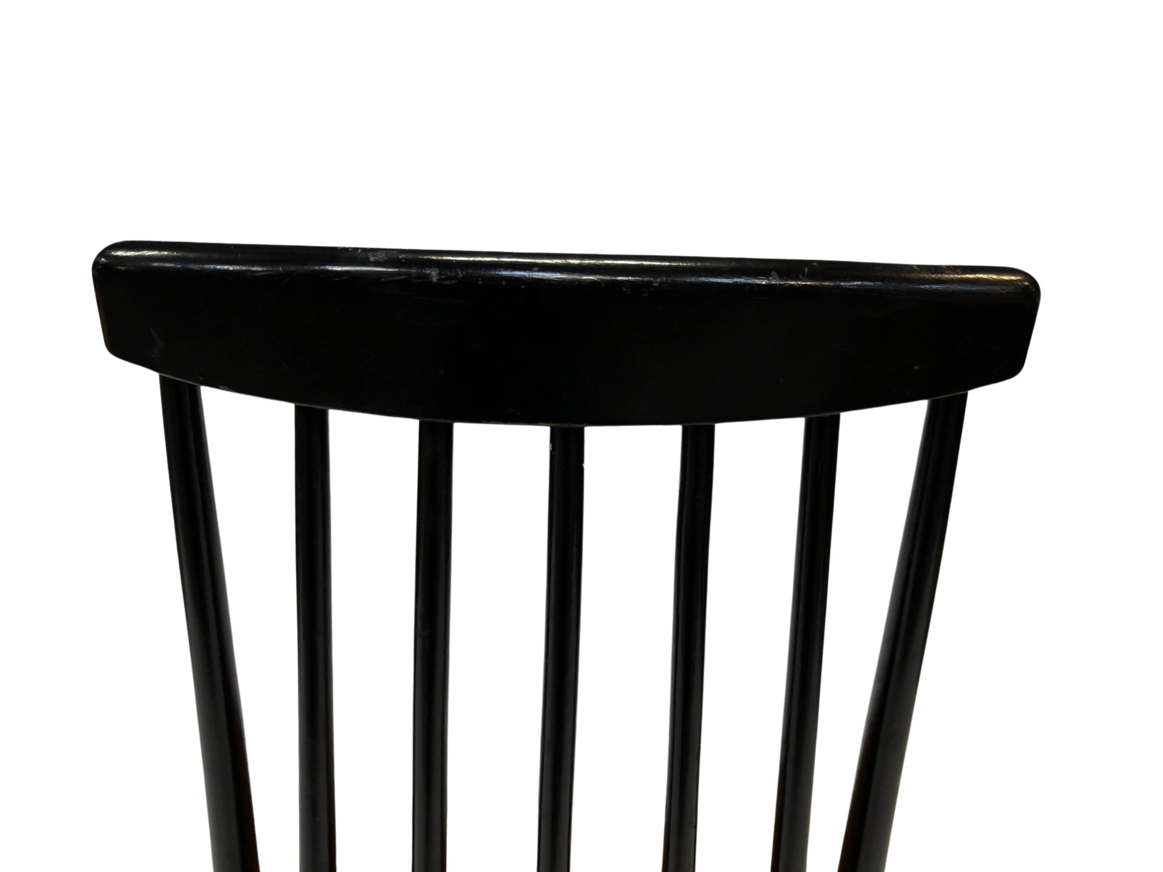 Mid-Century modern spindle back chair by Ilmary Tapiovaara, 1960s