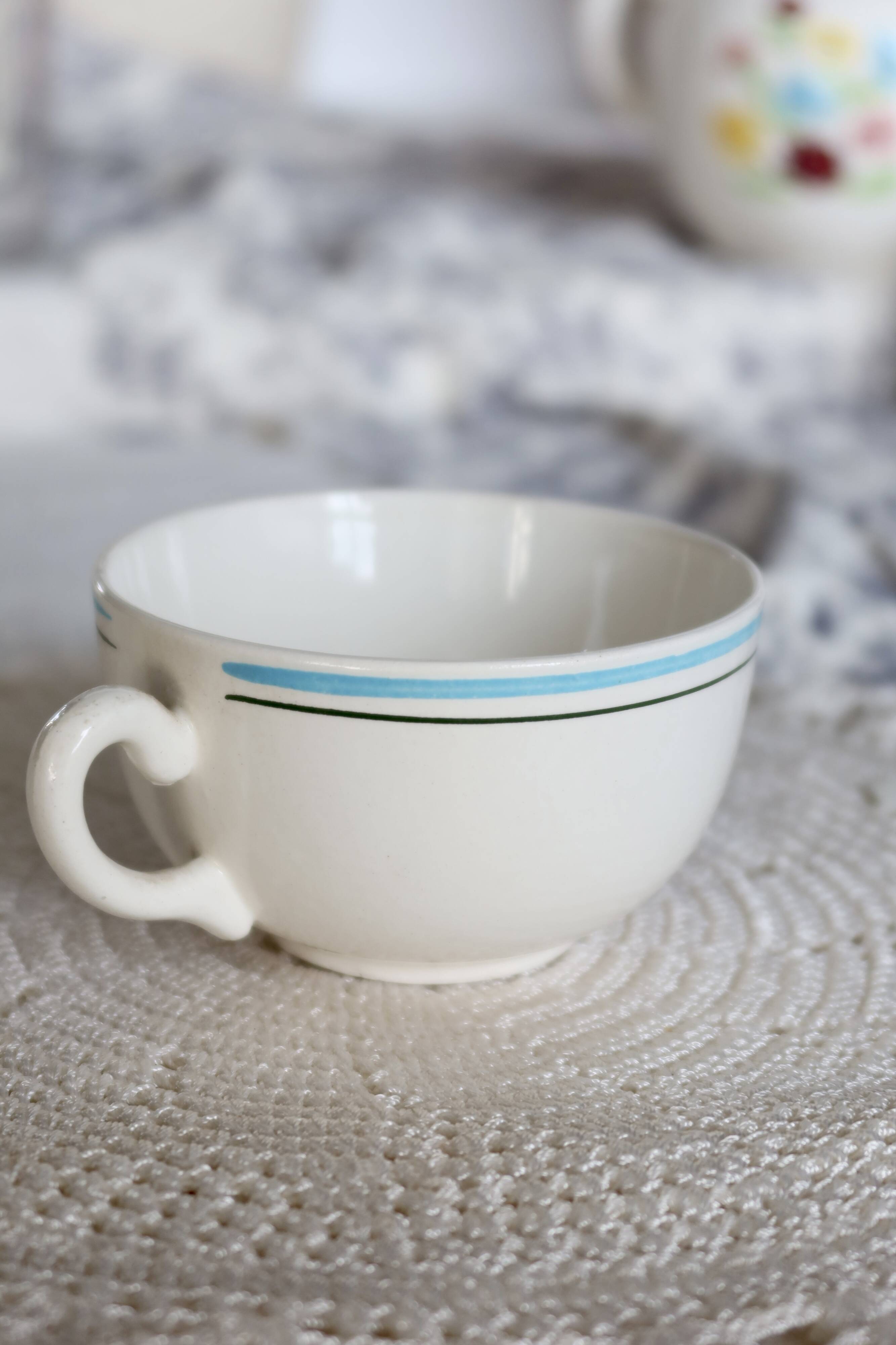 Vintage Salins earthenware chocolate cup - Floral pattern