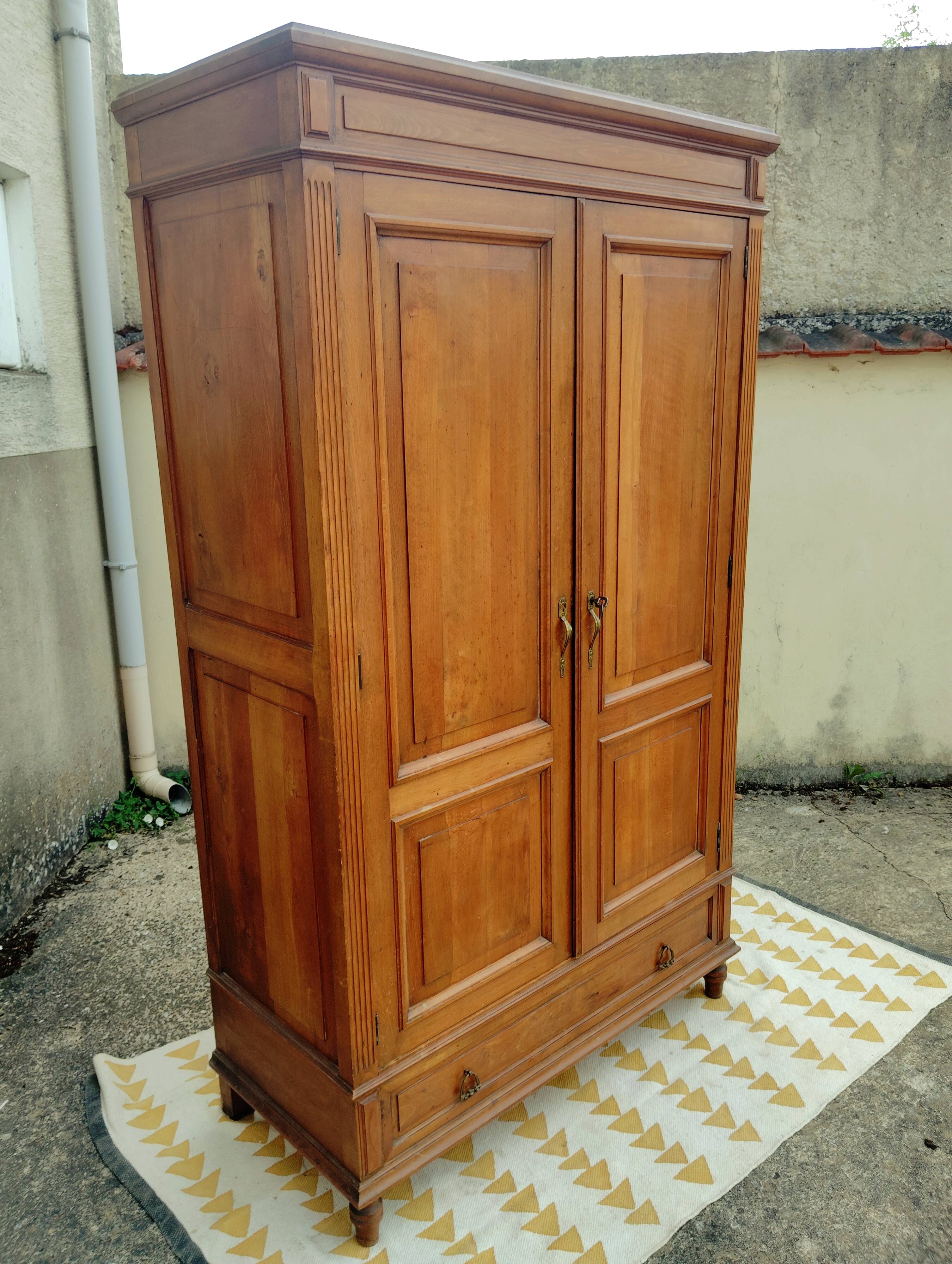 Armoire Parisienne