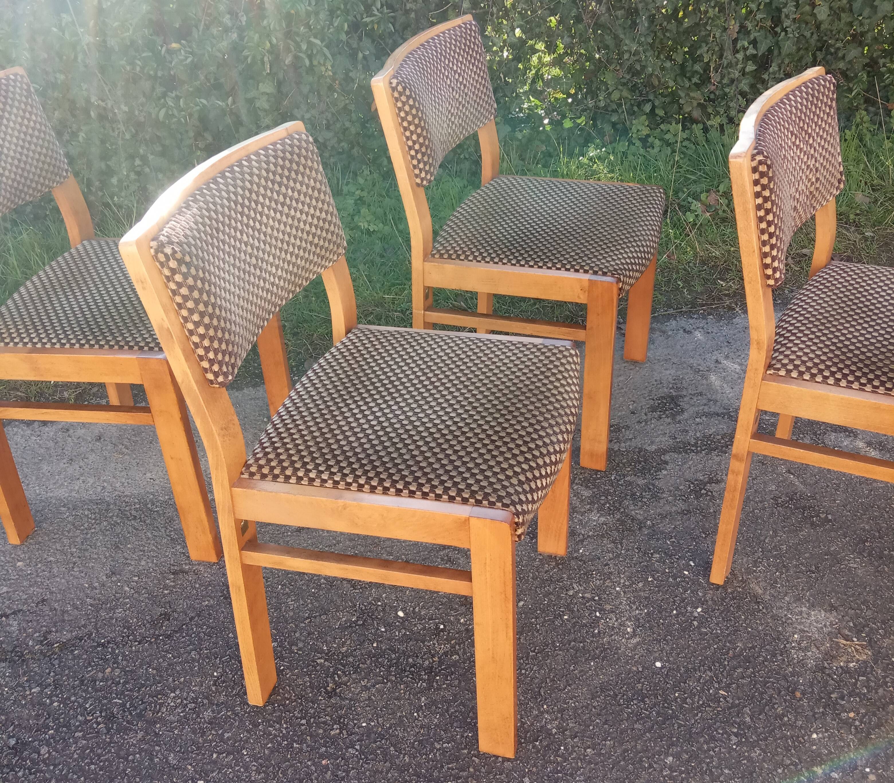 Baumann chairs