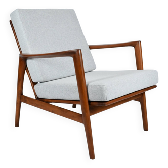 Original restored armchair, light grey fabric, 1960s, Swarzedzka furniture factory