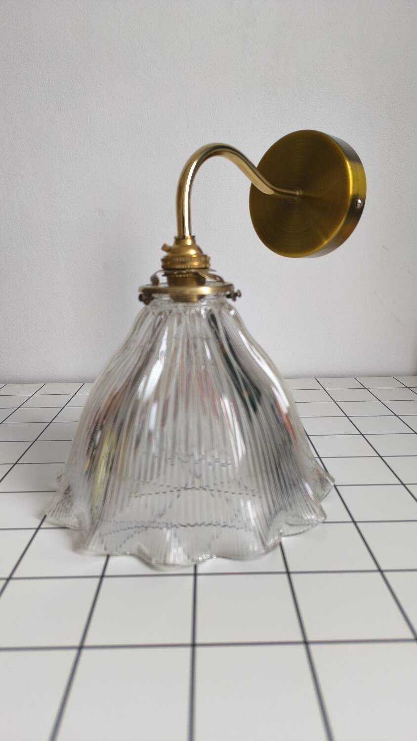 Large wall light in holophane glass and brass