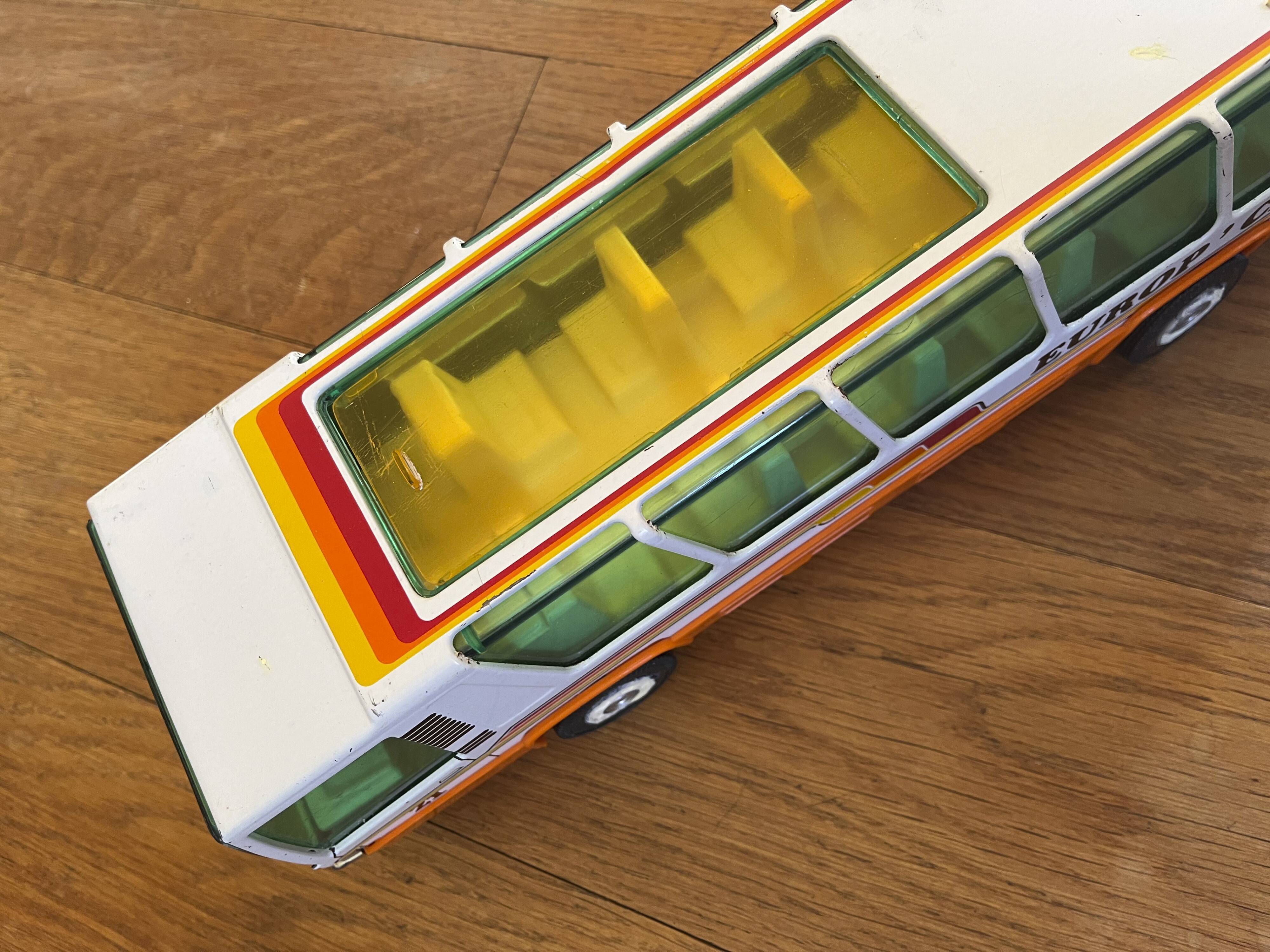 Bus Joustra vintage 1970