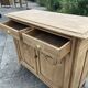 Buffet parisien en bois brut