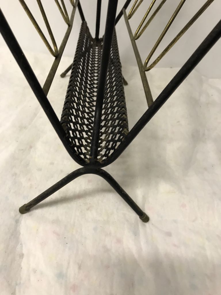 Metal black and gold magazine rack