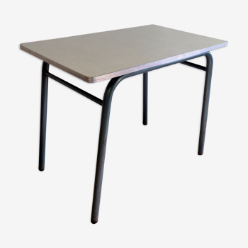 Canteen table