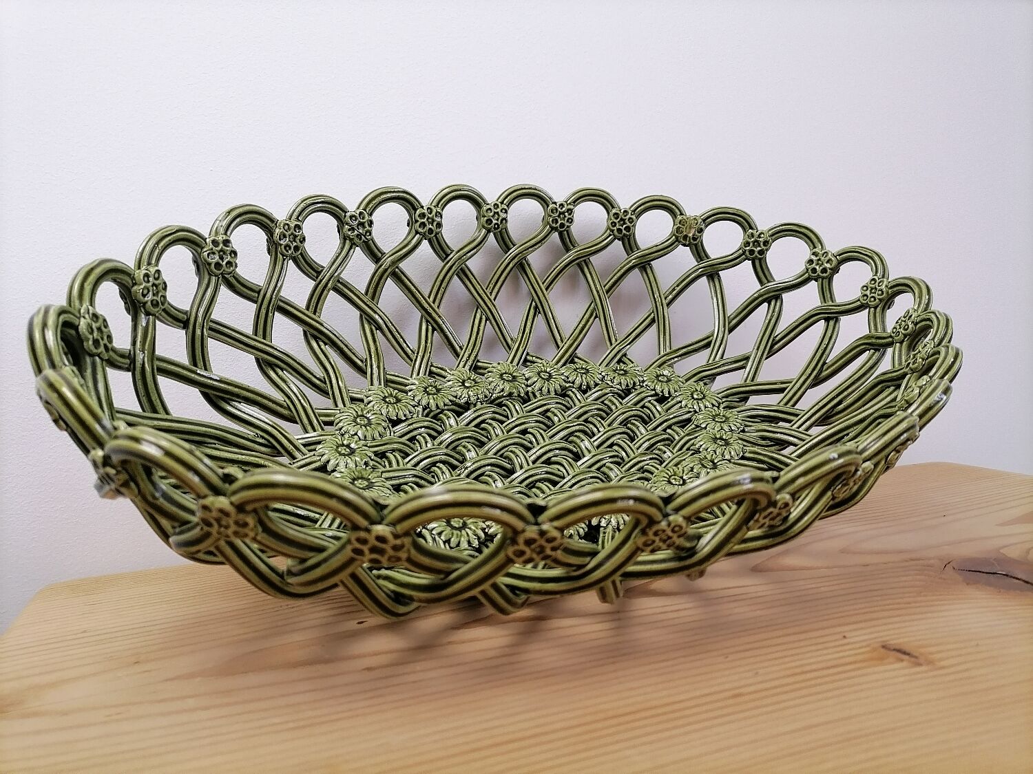Braided ceramic basket