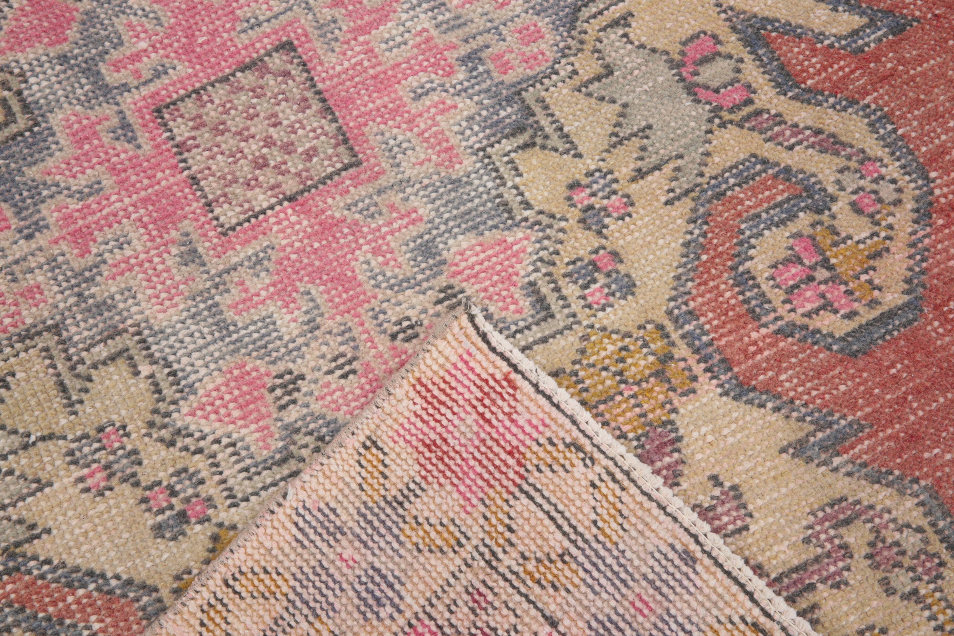 4x8 Rug For Guest Room Red & Pink Vintage Rug, 124x230Cm SK 3780