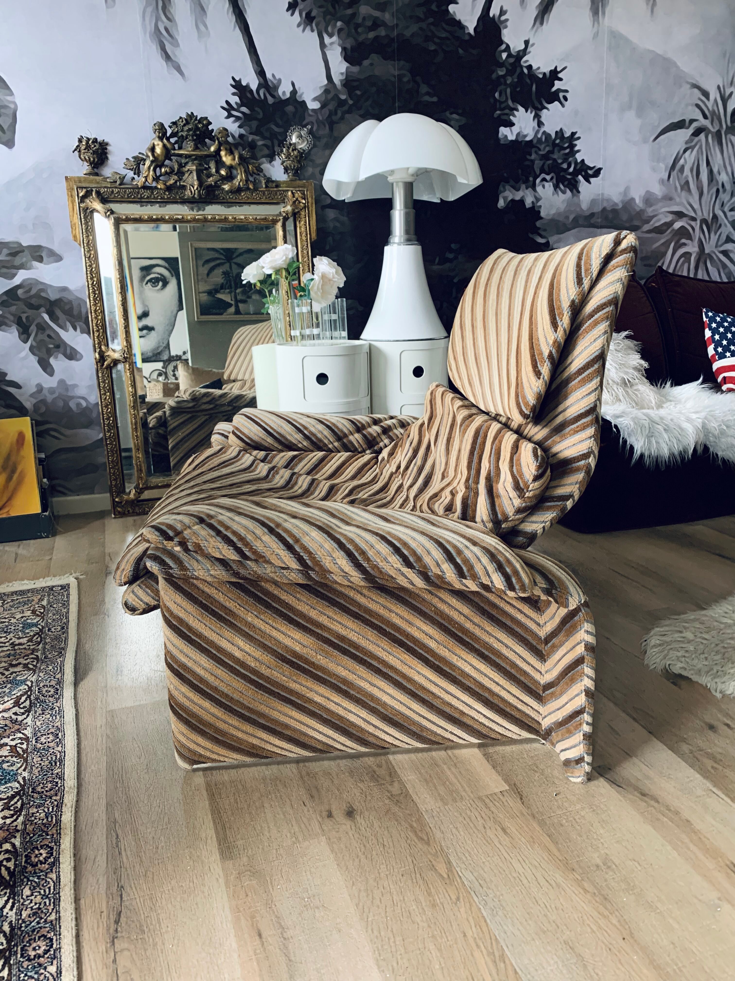 Vintage armchair Saporiti