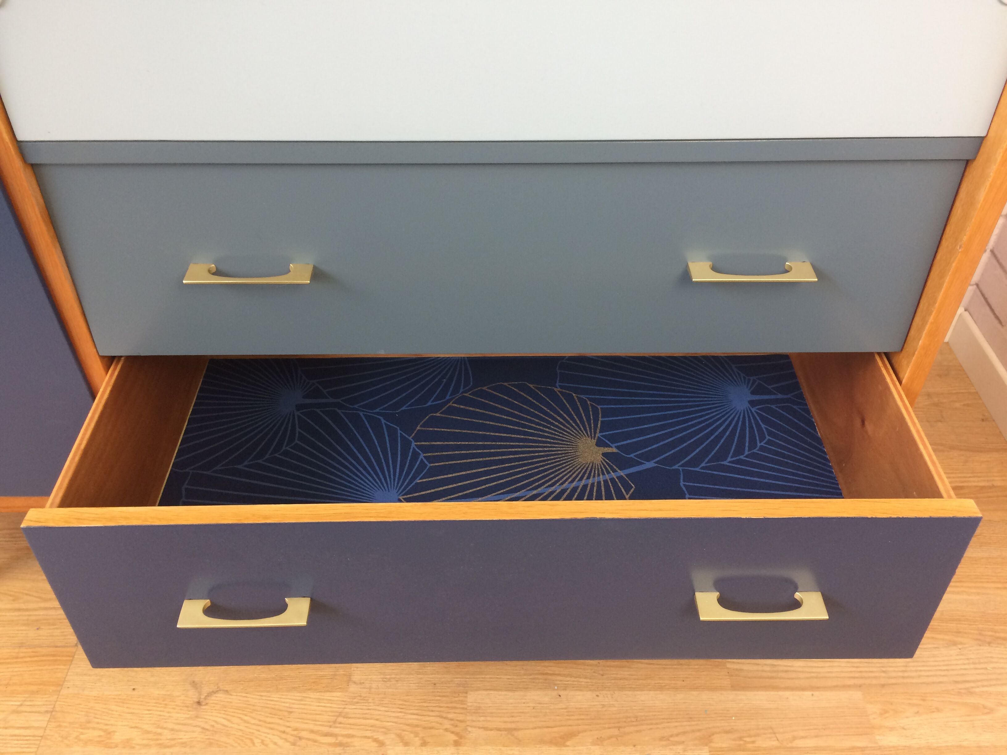 Writing desk relooked