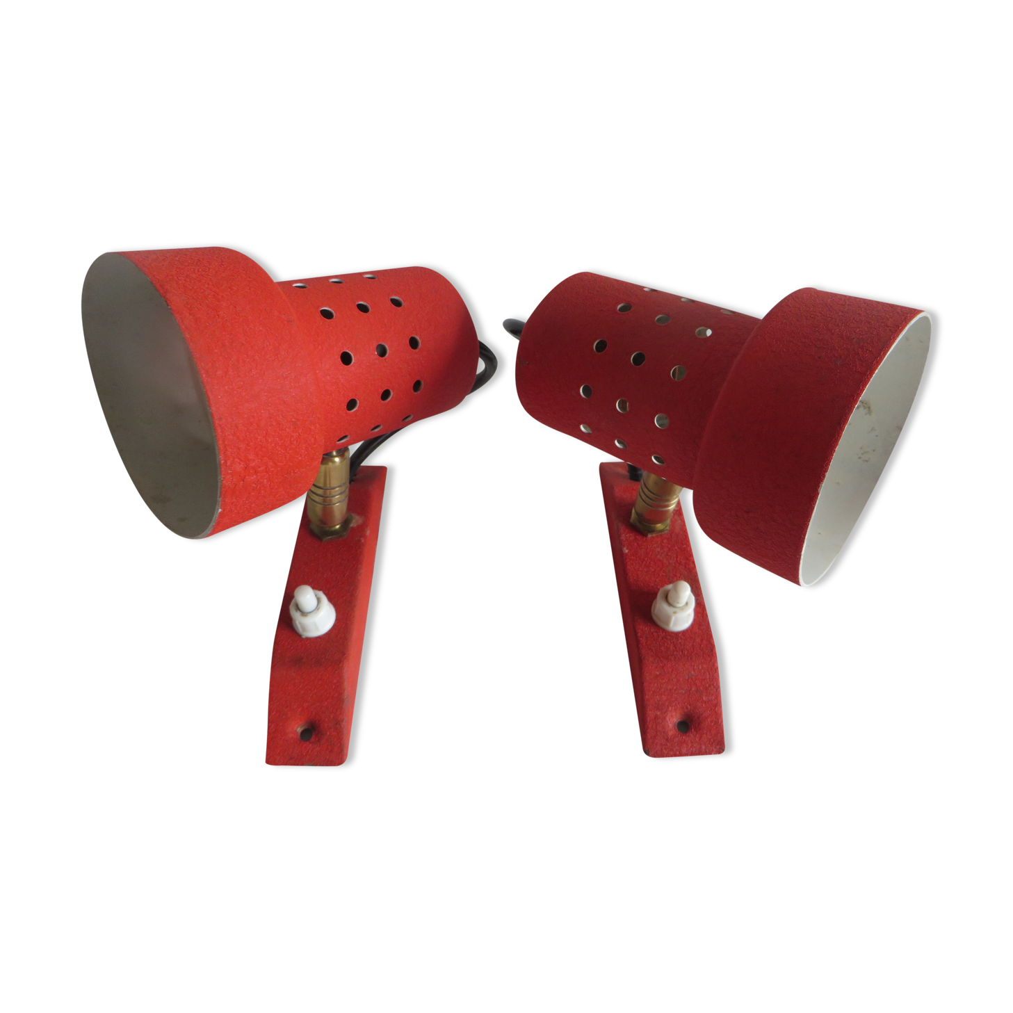 Appliques rouges vintage Aluminor