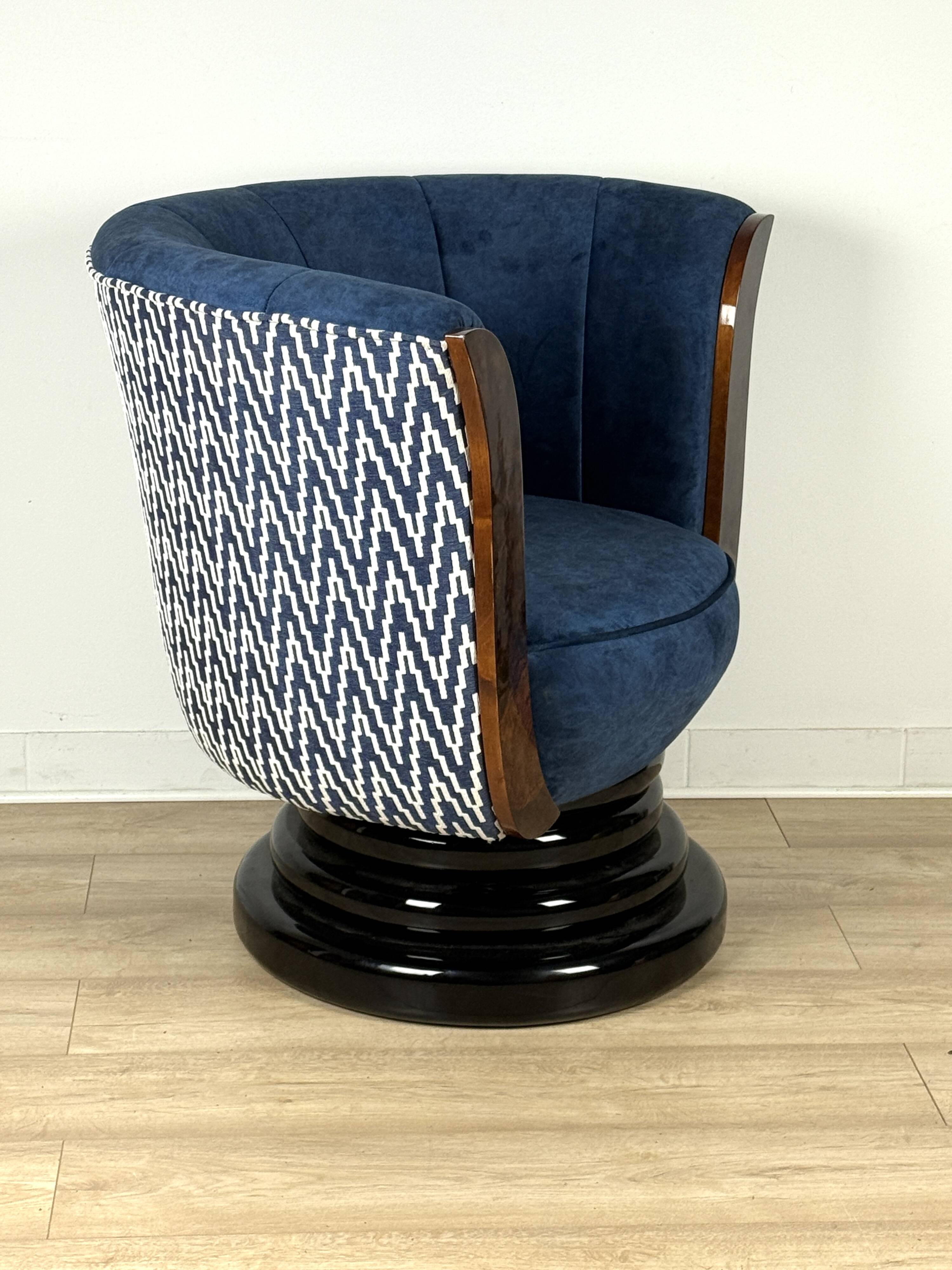 Art Deco design armchair “Tulipan”