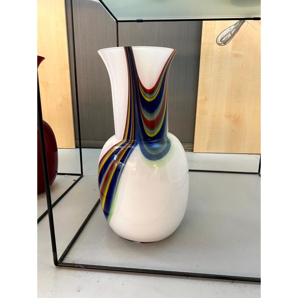 Contemporany vase murrine in murano glass