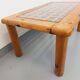 Vintage modernist coffee table in pine and glass from the 70s and 80s.