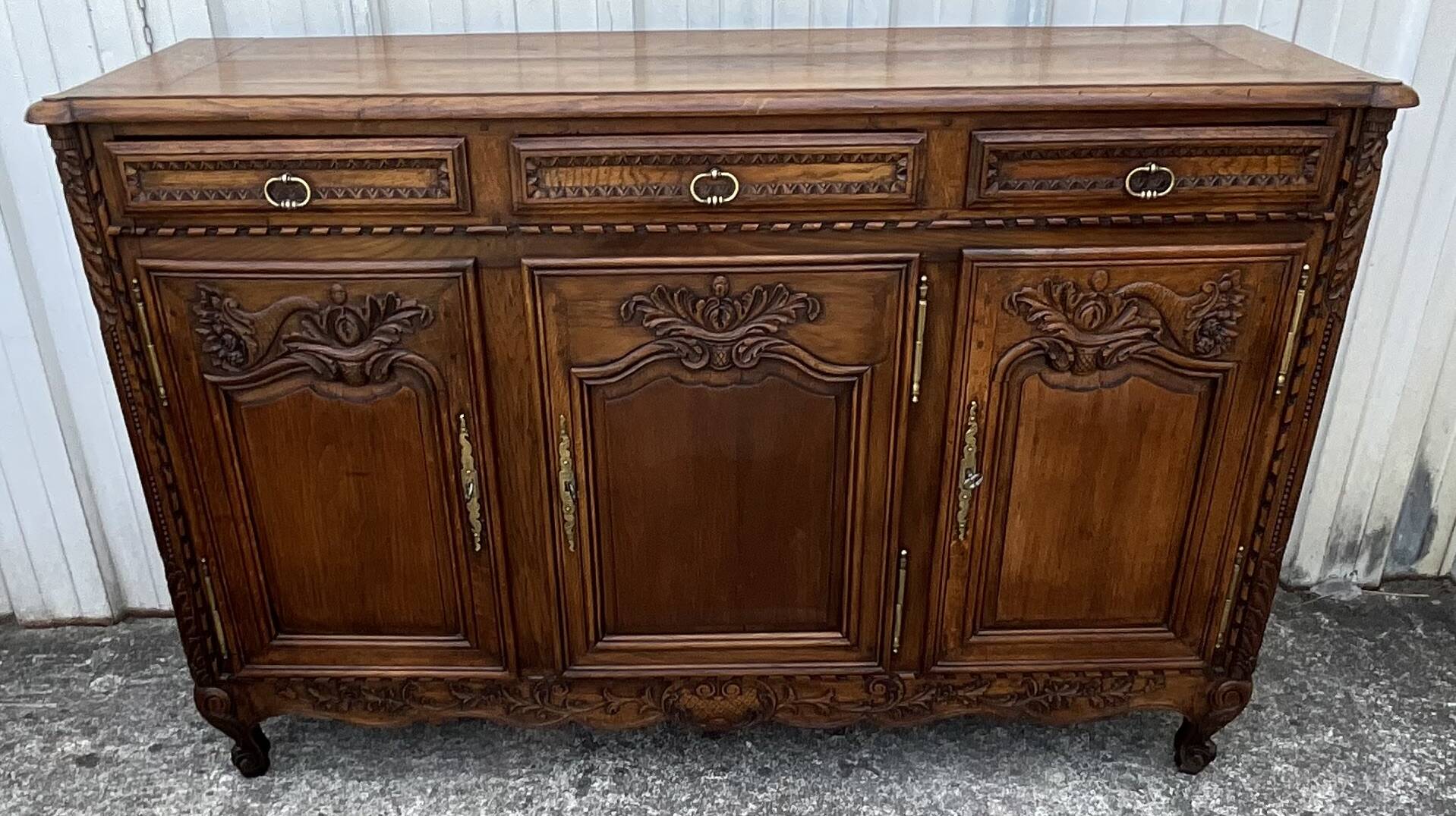 Louis XV style sideboard in solid oak, country style, 19th century