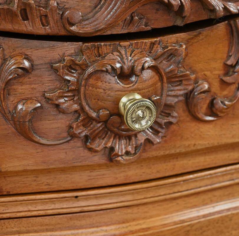 Walnut Coffee Table, Louis XV Style – Early 20th Century