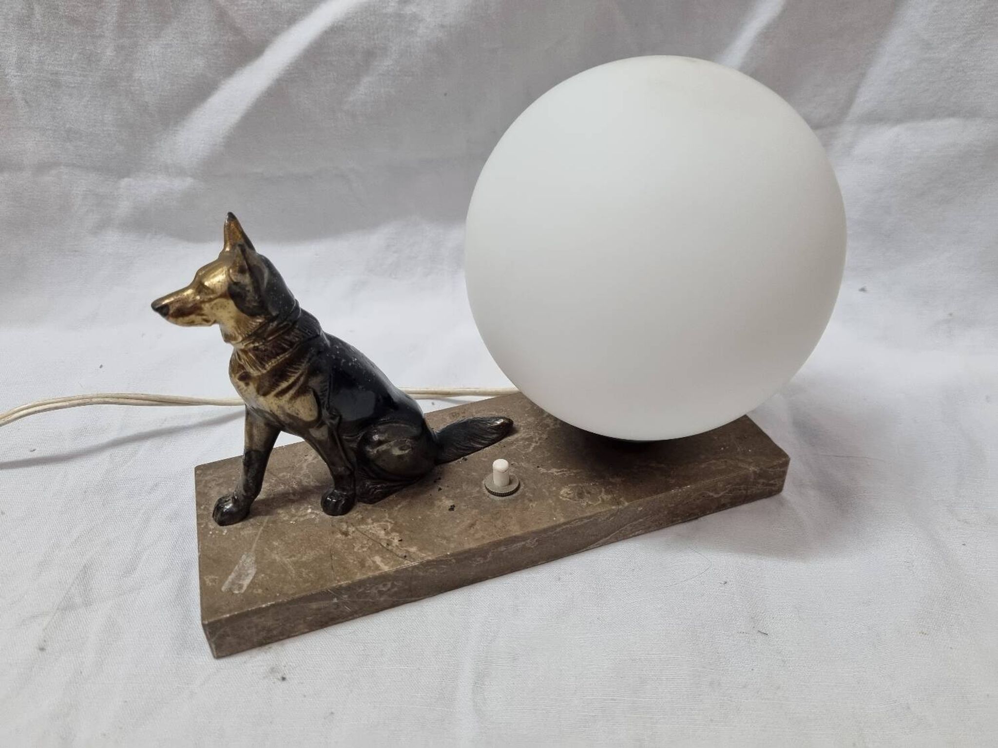 Art deco dog ball lamp, 1930