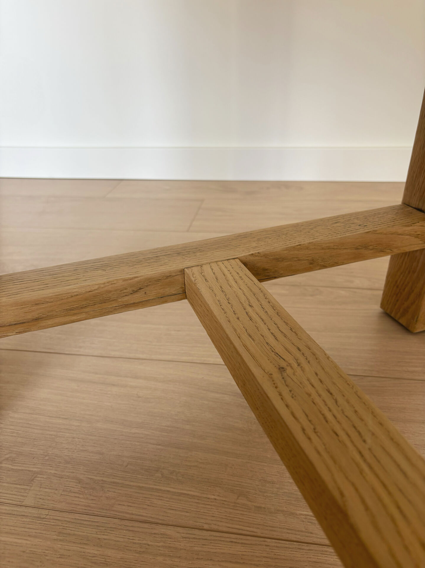Old farmhouse table in solid oak with a drawer.