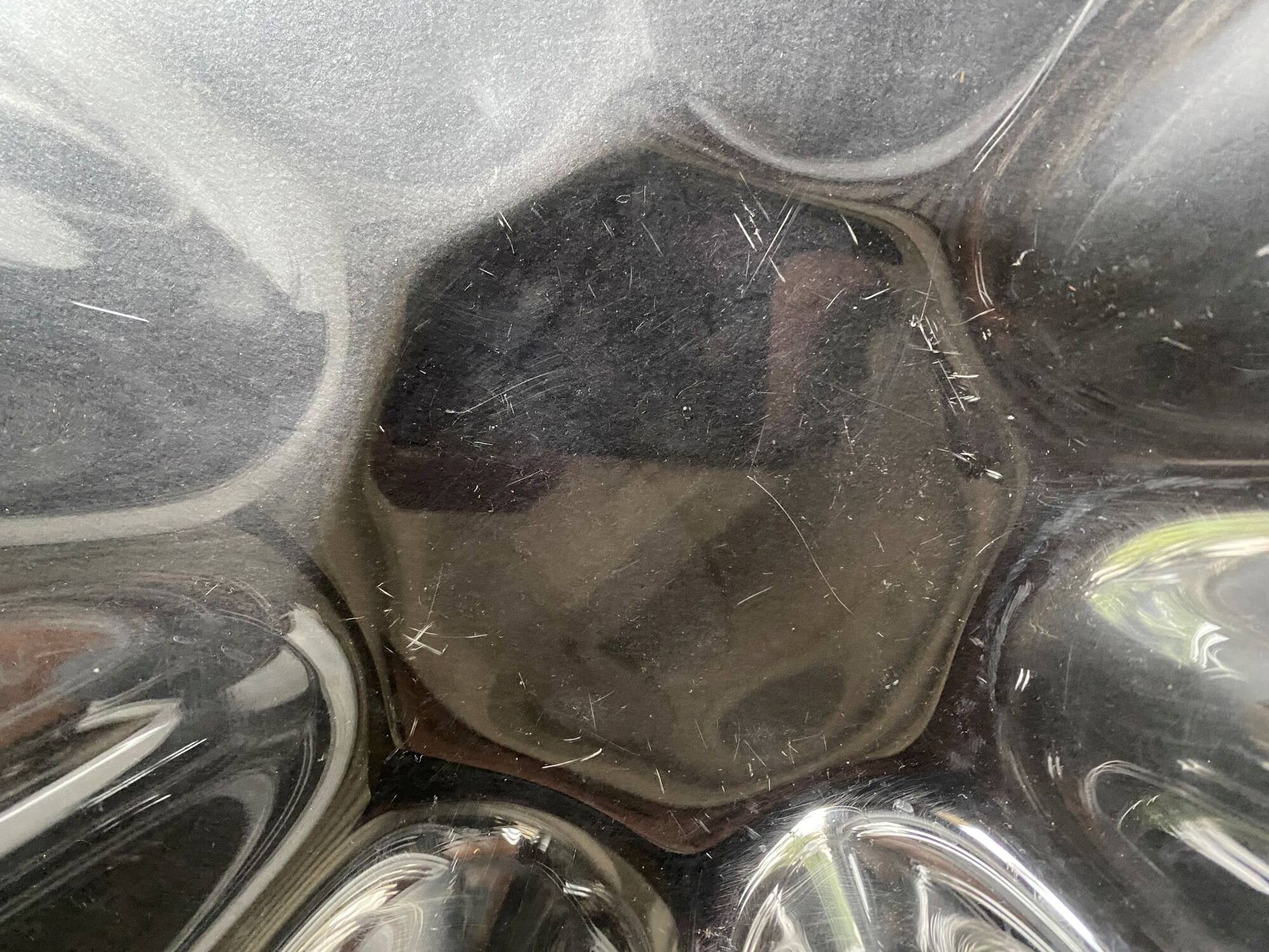 Vintage 1970s plexiglass handkerchief vase