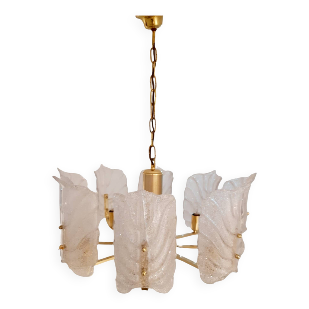 Grand lustre vintage à huit bras en laiton et verre glacé par Carl ...