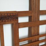 Wall-mounted coat rack