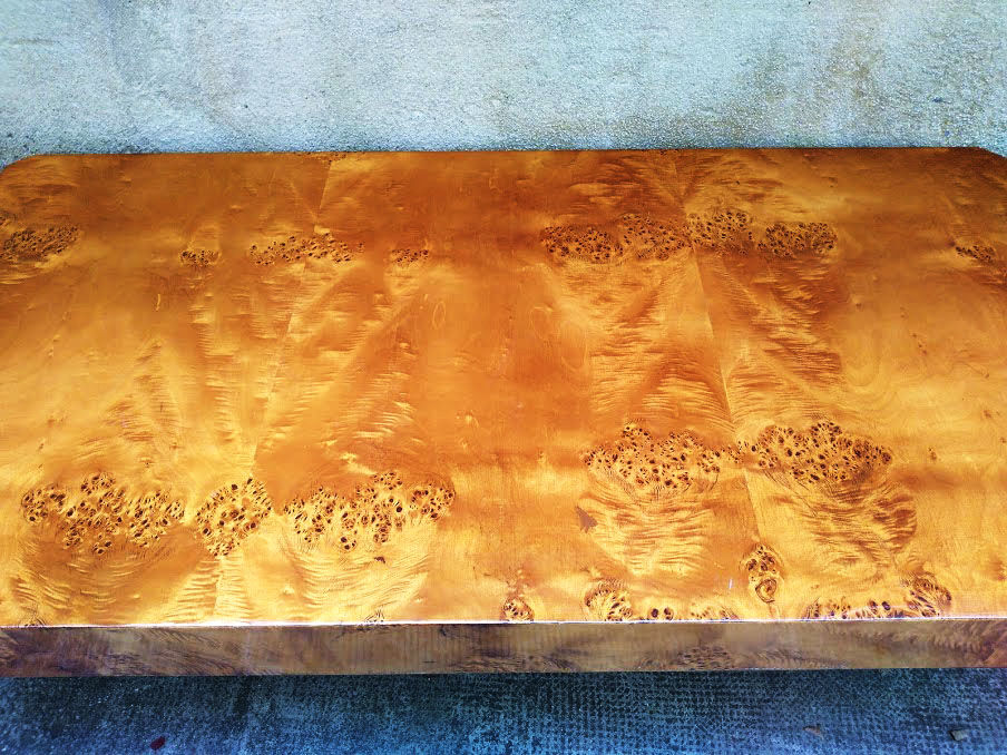 Table basse loupe d'orme  1970