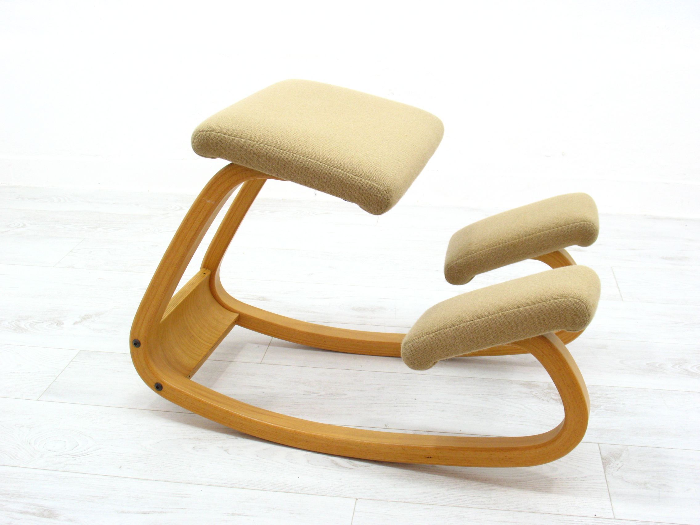 Chaise de bureau ergonomique agenouillée par Peter Opsvik pour Stokke