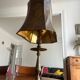 Lampe de table orientale – Laiton gravé & abat-jour parchemin