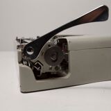 Underwood 18 typewriter