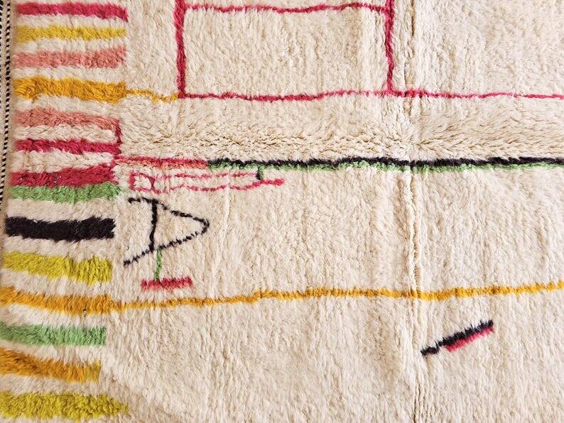 Traditional Moroccan rug 250cm x 150cm