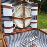 Vintage wicker pic-nic suitcase