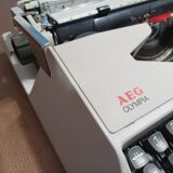 AEF Olympia Splendid typewriter from the 80s