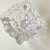 Crystal pocket emptier in the shape of a cut diamond. Baccarat style. Diameter 15cm